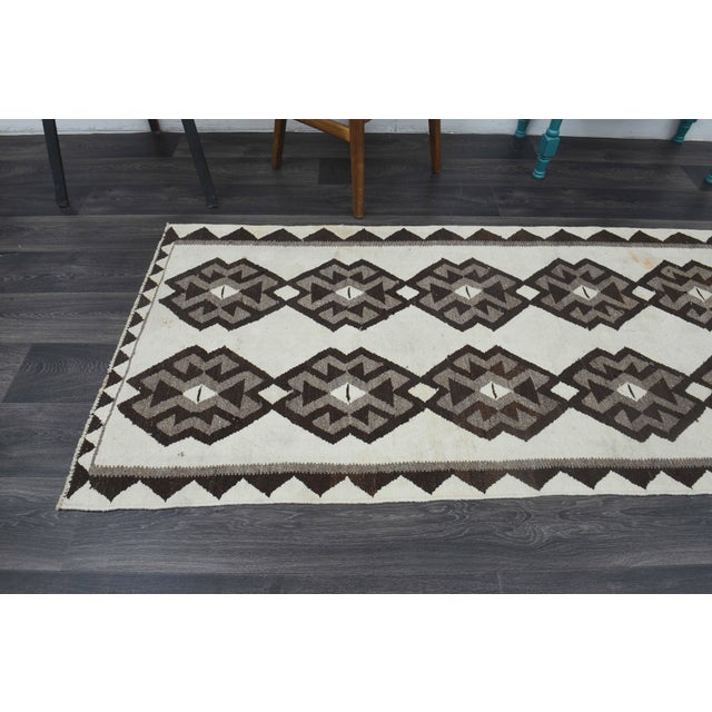 1970s Vintage Handmade Wool Cotton White Brown Runner Rug For Sale In San Francisco - Image 6 of 11