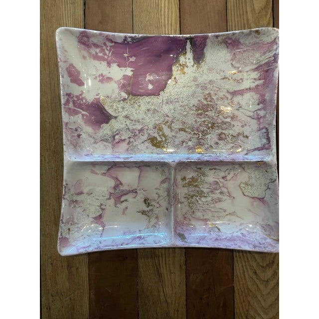 Mid-Century Modern Mid 20th Century Sascha Brastoff Pink & Gold Ceramic Plates- Set of 4 For Sale - Image 3 of 13