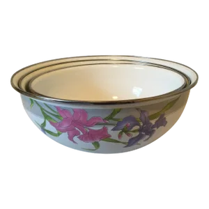 Vintage Nesting Enamel Mixing/Serving Bowls- Set of 3