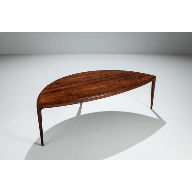Mid-Century Modern Rosewood Coffee Table by Johannes Andersen for Silkeborg, 1960s For Sale - Image 3 of 16