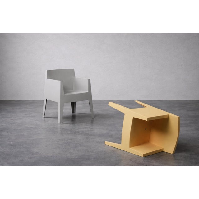 Mid-Century Modern Mid-Century Modern Italian Atlantide Toy Plastic Chairs by Philippe Starck for Driade, 1990s, Set of 4 For Sale - Image 3 of 18