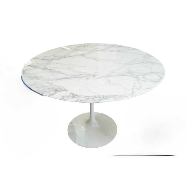 Table by Eero Saarinen for Knoll International For Sale - Image 6 of 6