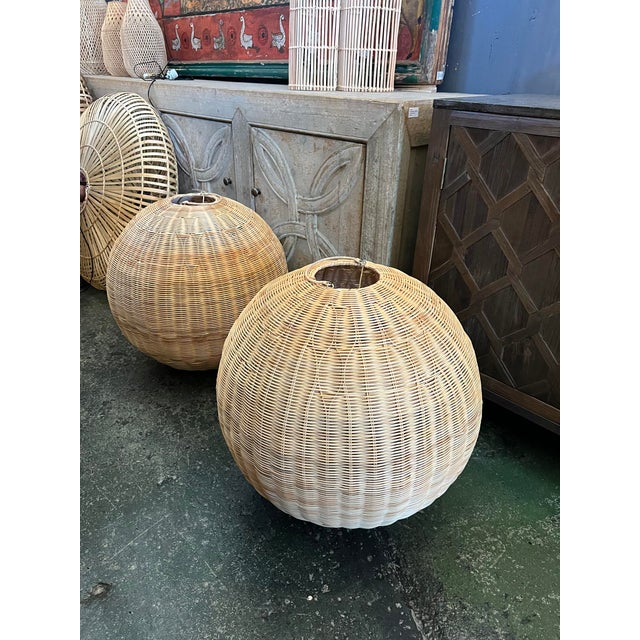 Tan Raw Rattan Globe Coastal Contemporary Pendant Light Large For Sale - Image 8 of 10
