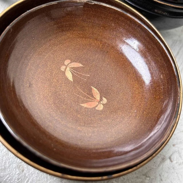 Mid-Century Modern Urushi Maki-E Lidded Rice Bowls, Japan, 1920s, Set of 9 For Sale - Image 3 of 10
