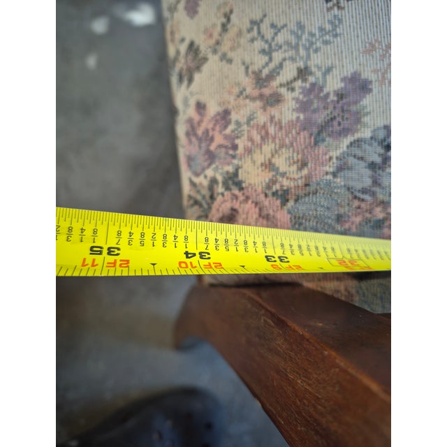 Mid 20th Century Victorian-Style Channel-Tufted Settee For Sale - Image 10 of 14