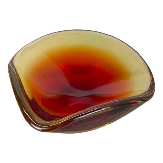 Murano Glass Red Yellow Bowl Element Shell Ashtray from Seguso, Murano, Italy, 1970s For Sale
