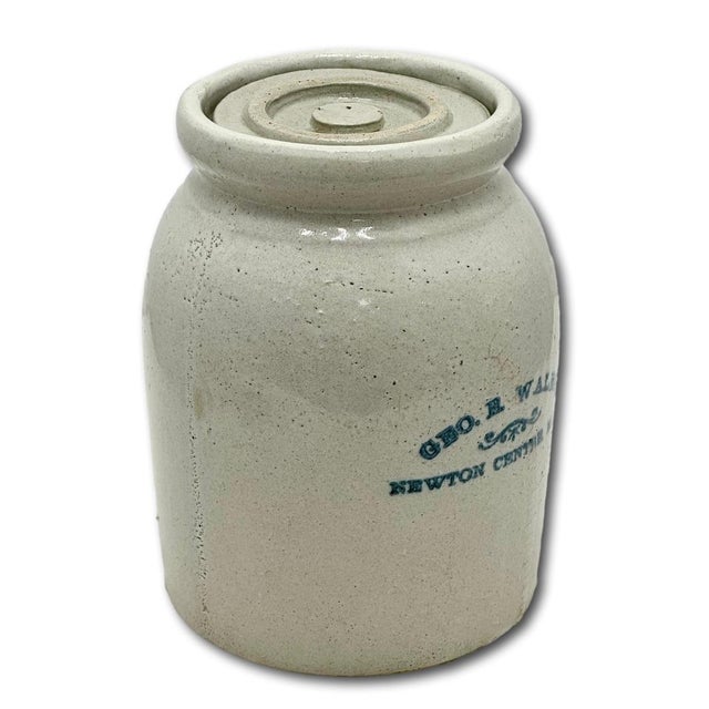 1900 - 1909 Antique Massachusetts 1 Quart Size Stoneware Oyster Crock - Jar With Hard to Find Original Lid - Circa 1890s For Sale - Image 5 of 18