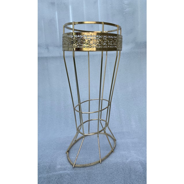 Hollywood Regency Gold Tone Umbrella Stand In excellent condition.