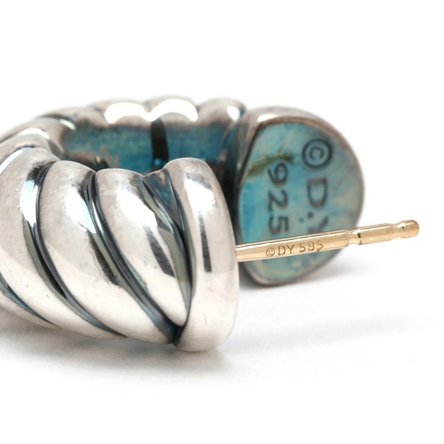 Early 21st Century David Yurman Sculpted Cable Hoop Earrings, Sterling Silver, 14k Yellow Gold, Pair For Sale - Image 5 of 7