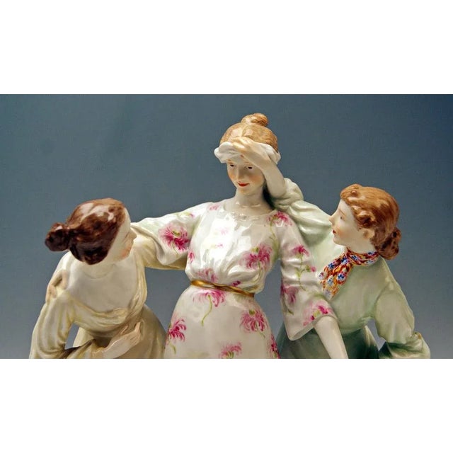 Green Model W 115 3 Girls Playing Hide and Seek by Theodore Eichler for Meissen, 1890s For Sale - Image 8 of 10