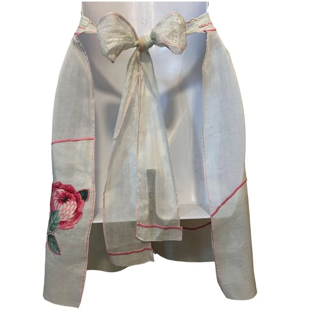Asian Antique Vintage 1940s Sheer Organza Apron  Mint Floral Appliqué, Pin-Up Style For Sale - Image 3 of 7