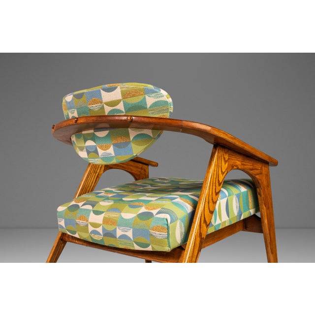 Rare Mid-Century Modern Low Profile 916-Cc Captains Chair in Oak Attributed to Adrian Pearsall for Craft Associates, Usa, C. 1960's For Sale - Image 9 of 18