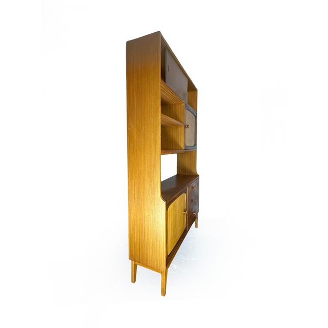 Vintage Stateroom Teak Room Divider and Display Cabinet from Stonehill, 1960s For Sale - Image 10 of 17