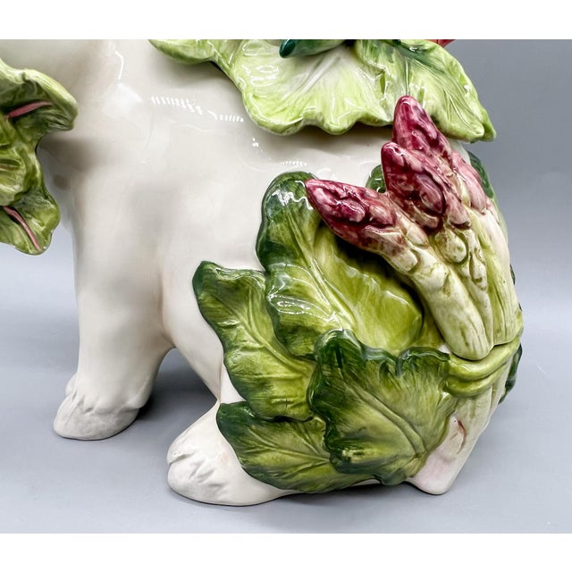 Fitz & Floyd French Market Pig Lidded Jar With Vegetables – Whimsical Farmhouse Kitchen Decor - Farmhouse, French Country, Cottagecore For Sale - Image 9 of 15