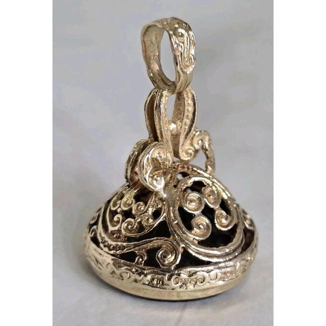 Metal Mid-Century 9ct Gold Charm and Seal from Franklin Mint, London, 1967 For Sale - Image 7 of 18
