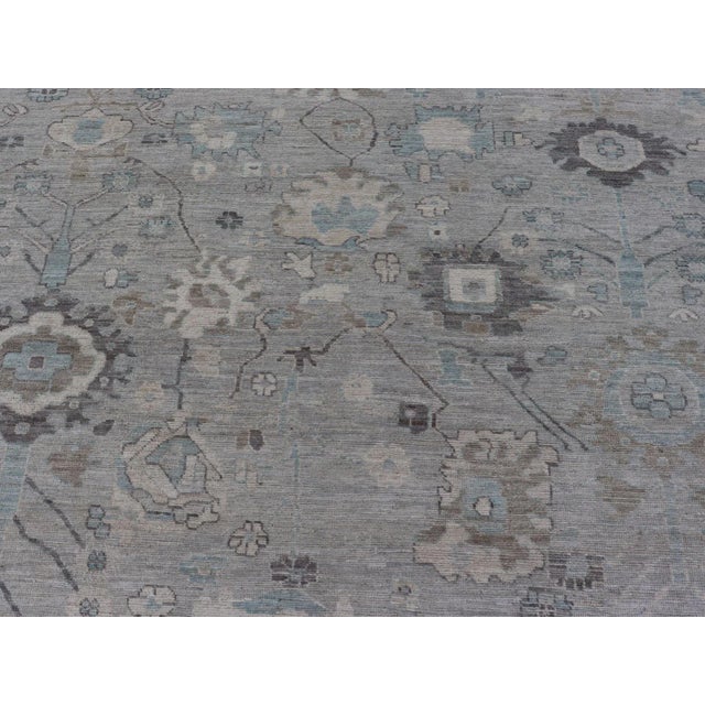 Large Modern Oushak Design in Light Blue, Grey, With Light Cream Background 13'4 X 19'3 For Sale In Atlanta - Image 6 of 12