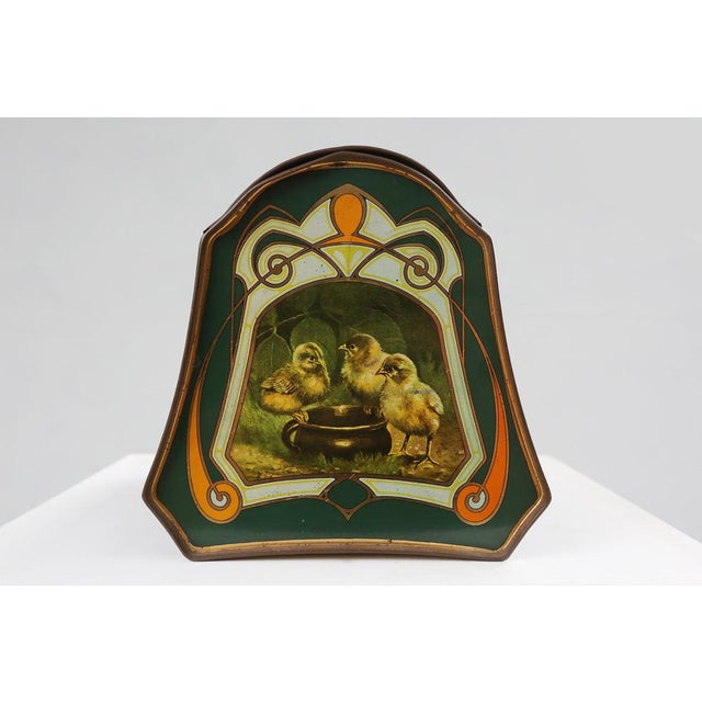 1920s Art Nouveau Tin Can with Small Chicks, 1920s For Sale - Image 5 of 16
