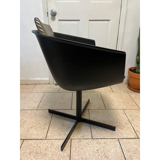 Strip Chair in Polypropylene by Carlo Colombo for Poliform Y2k Italian Designer, 2000s For Sale - Image 10 of 18