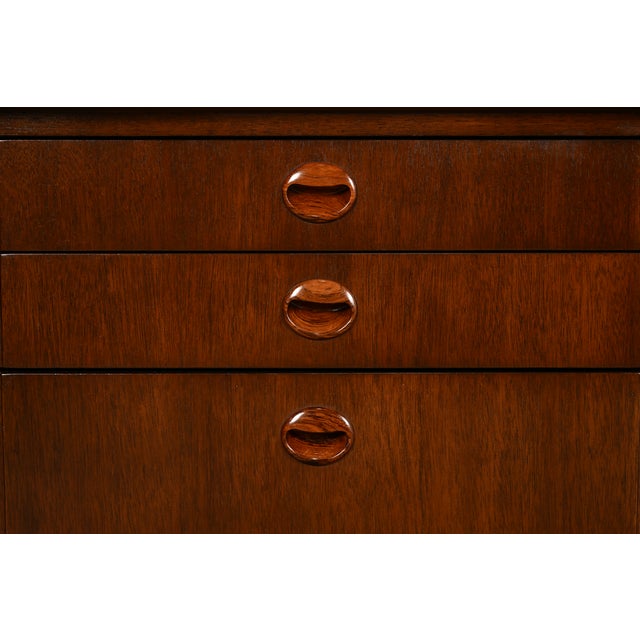 Edward Wormley for Dunbar Mid-Century Modern Walnut and Rosewood Sideboard Credenza | Circa 1960s For Sale - Image 9 of 13