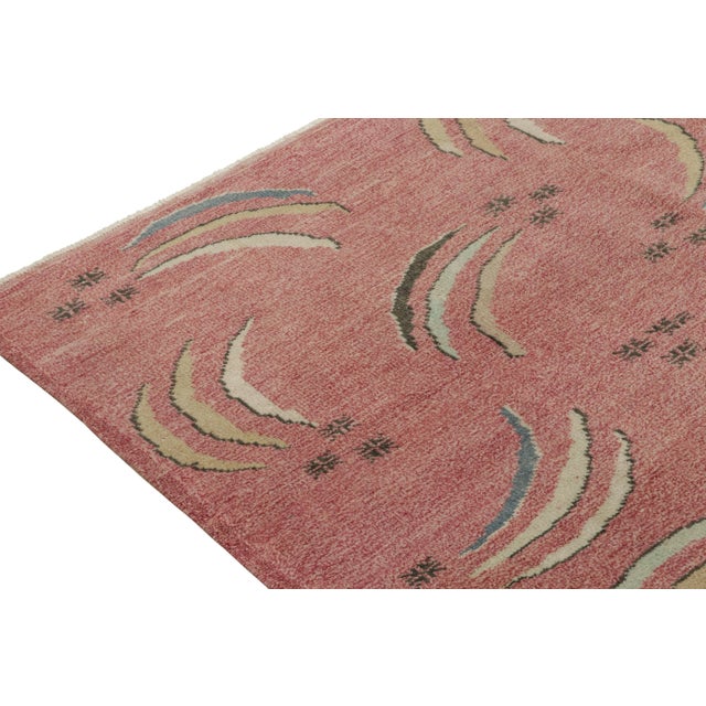 1960s Vintage Distressed Rug in Red With Green and Beige Medallions, by Rug & Kilim For Sale - Image 5 of 7