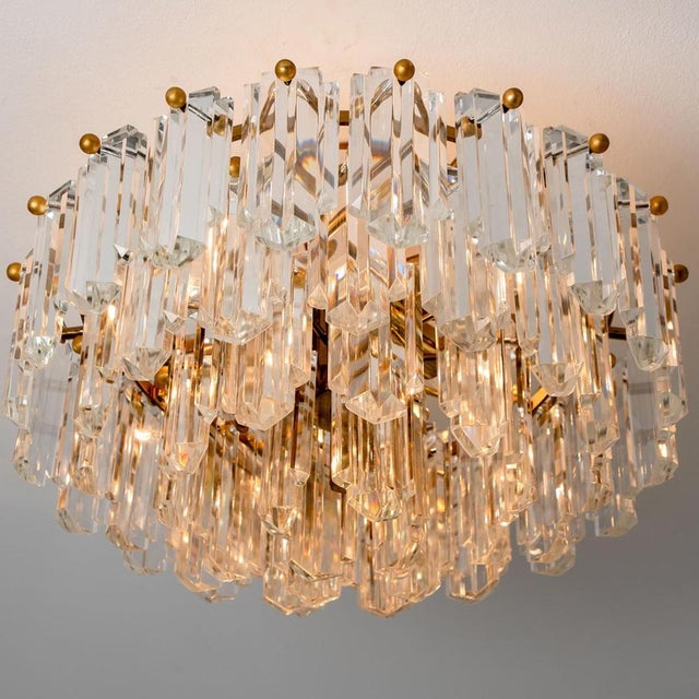 1960s Gold Vertical Glass Messing Chandelier attributed to j.t. Kalmar, 1960s For Sale - Image 5 of 15