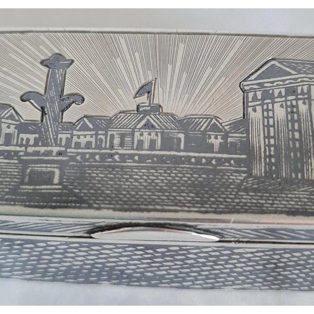 Antique Russian Silver-Gilt Niello Snuff Box, Moscow, 1871 For Sale - Image 3 of 9