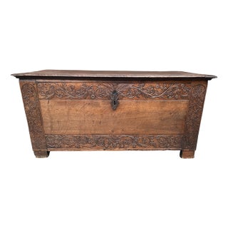 Antiquen Italian Cassone in Cypress Wood, 1550s For Sale