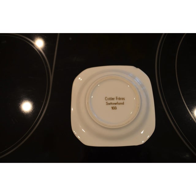 Petite Vintage Ashtray or Catch All Made in Switzerland Outlined in 24k gold which is rare. Featuring the Jungfraujoch...