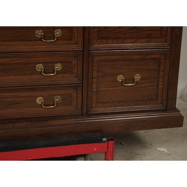 1960s Vintage Two Tone Mahogany Cradenza For Sale - Image 4 of 11