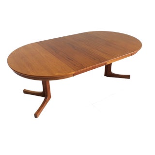 Vintage Danish Round Extendable Dining Table, 1960s For Sale