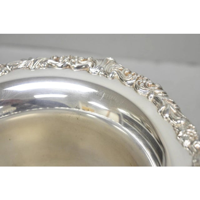 Silver Vintage Sheridan Silver Plated Trophy Cup Urn Bar Champagne Chiller Ice Bucket For Sale - Image 8 of 13