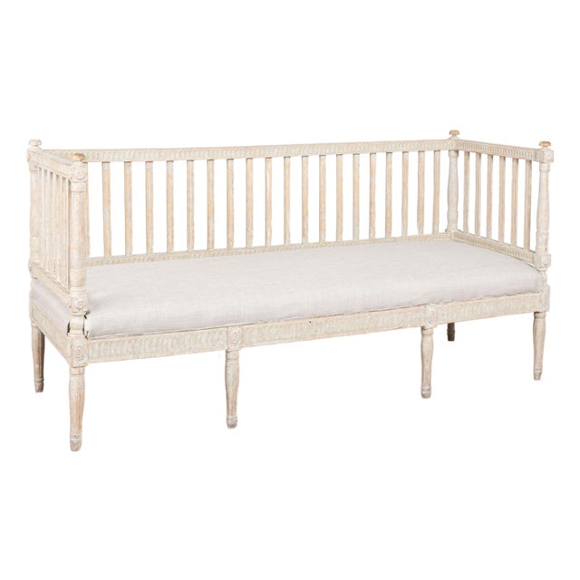 19th Century Swedish Gustavian Gray Painted Bench For Sale