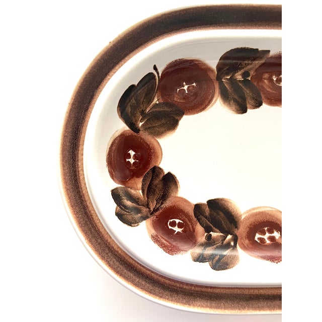 Arabia of Finland Rosmarin Brown designed by Ulla Procopé oval serving platter. Rosmarin Brown features brown and rust...