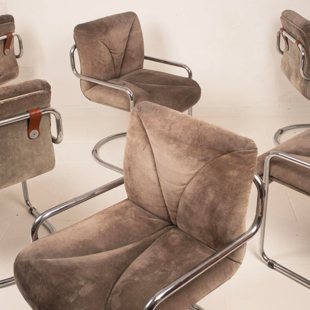 Italian Astro Chrome and Taupe Suede Armchairs by Guido Faleschini for I4 Mariani, 1979, Set of 6 For Sale - Image 15 of 18
