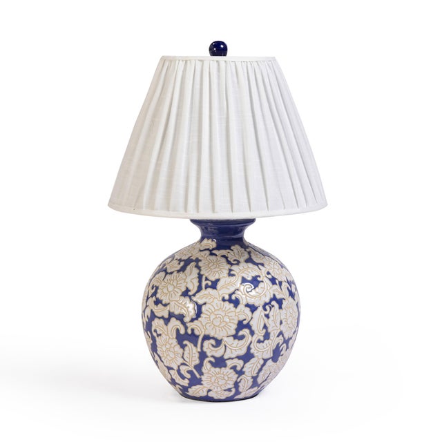 Metal Diana Blue & White Chinoiserie Table Lamp For Sale - Image 7 of 7