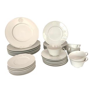 1950s Vintage Kpm Berlin Arkadia Dinnerware Set for 6 With 36 Pieces For Sale