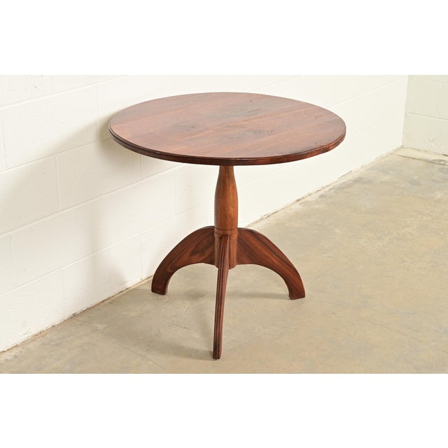 Baker Furniture Company Early American Bench Made Sculpted Solid Walnut Pedestal Tea Table or Side Table For Sale - Image 4 of 10