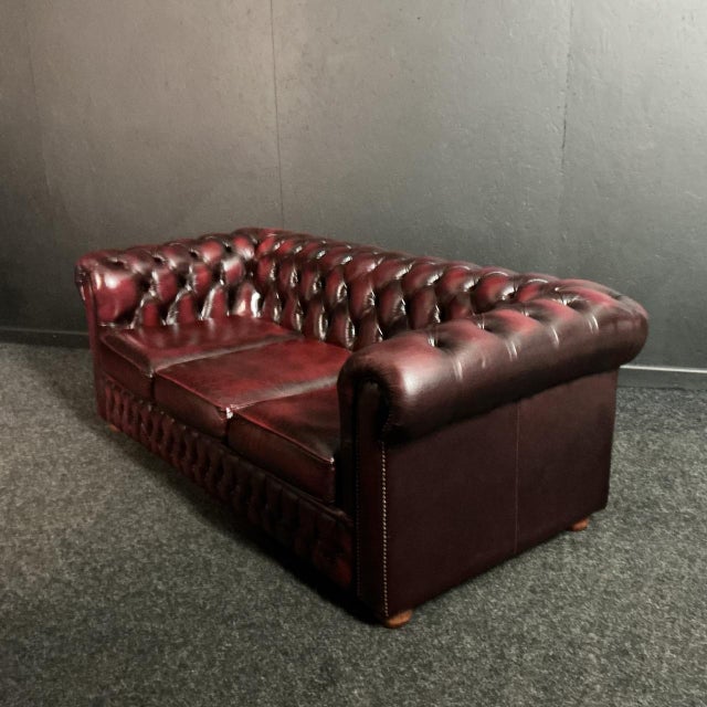 Oxblood Leather Chesterfield Sofa, 2002 For Sale - Image 4 of 6