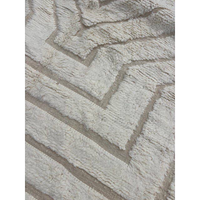 Vintage Hand-Knotted Moroccan Rug in Wool, 2010s For Sale - Image 4 of 12