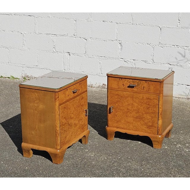 Vintage French Art Deco Nightstands in Burled Wood and Glass, 1930s, Set of 2 For Sale - Image 12 of 18