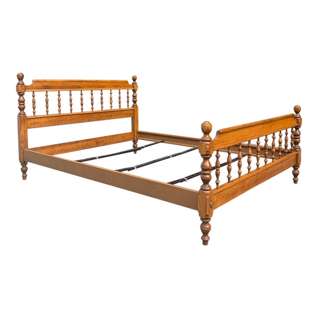 Vintage Ethan Allen Heirloom Collection Traditional Solid Maple Queen