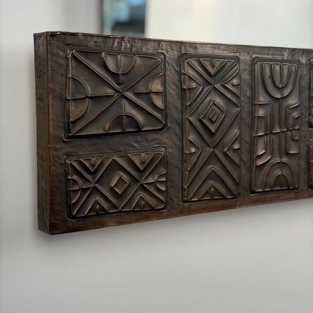 Metal Large Handcrafted Copper Wall Mirror attributed to Santambrogio & De Berti, Italy, 1965 For Sale - Image 7 of 13