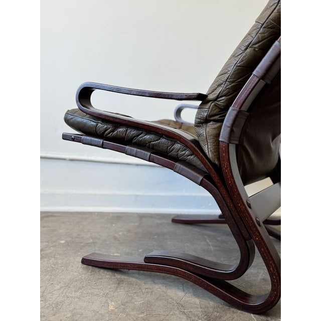 1970s Attributed to Norwegian Hove Mobler "Skyline" Lounge Chair For Sale - Image 10 of 11