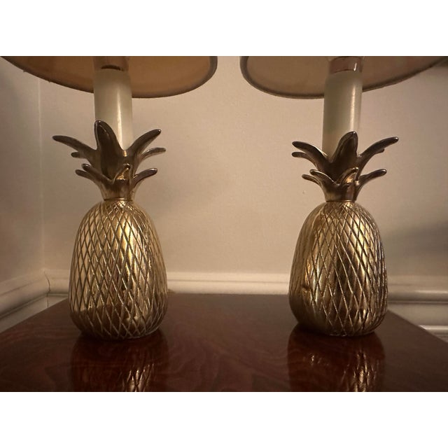 Coastal Matching Pair of Vintage Petite Brass Pineapple Lamps For Sale - Image 3 of 9
