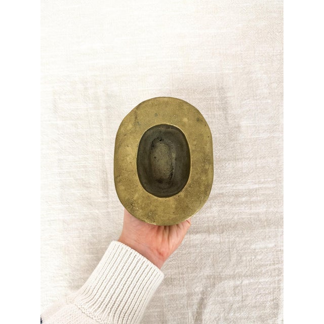 Mid 20th Century Vintage Brass Cowboy Hat Ashtray Western Decor Collectible MCM Home Decor For Sale - Image 5 of 6