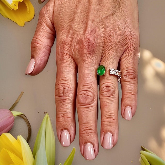 Natural Emerald and White Sapphire Ring 6.5 14k Y Gold 4.05 TCW Certified For Sale In New York - Image 6 of 18