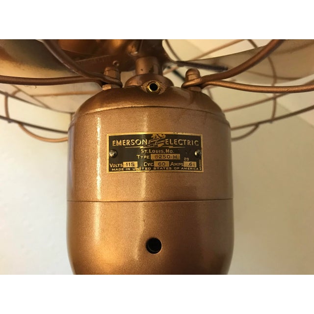 Gold 1949 Emerson Golden Jubilee Rose Gold Oscillating Electric Fan For Sale - Image 8 of 9