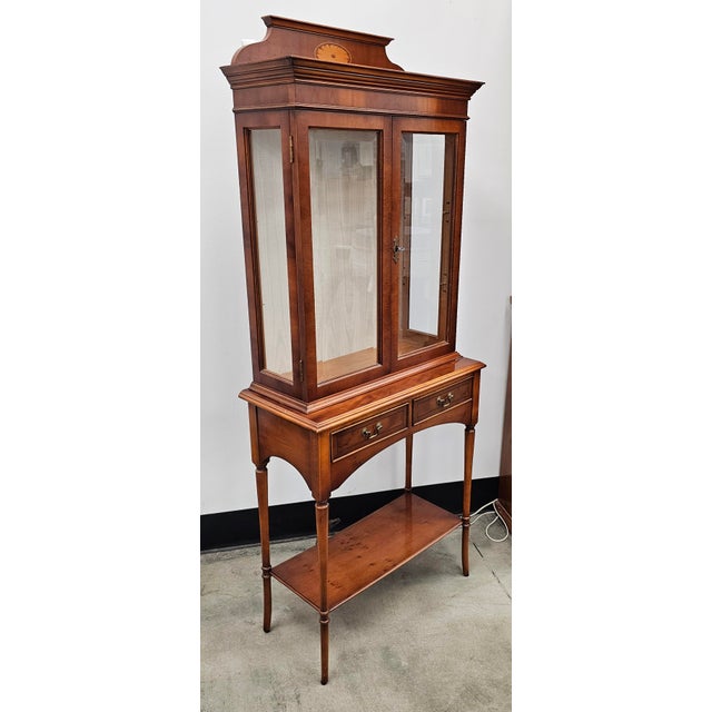 Mid 20th Century Southampton Edwardian Style Marquetry Inlaid Yew Wood Two-Part Display Cabinet For Sale - Image 4 of 12