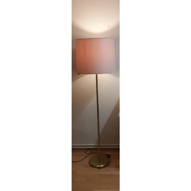 Vintage Floor Lamp with Brass Foot and Cream-White Fabric Screen, 1980s For Sale - Image 3 of 8
