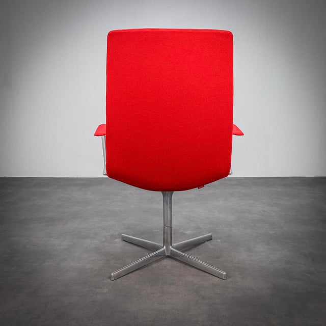 Metal Catifa 70 Swivel Lounge Chairs by Arper, Italy, 2000s, Set of 2 For Sale - Image 7 of 10